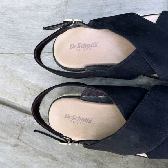 Dr. Scholls “Ember” Cross Strap Espadrille Wedge Sandal in Black Size 6 - Picture 8 of 11